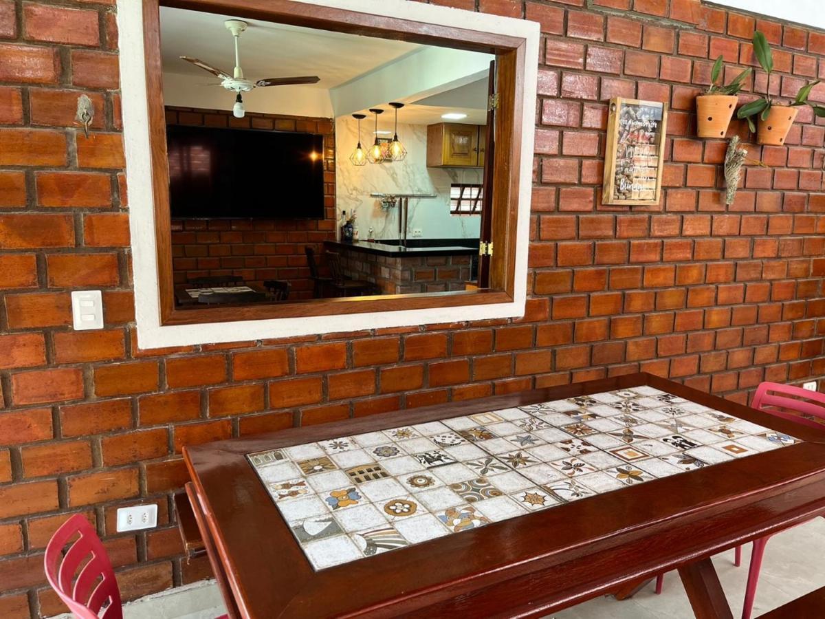 Willa Casa Aconchegante E Equipada Em Gravata Zewnętrze zdjęcie